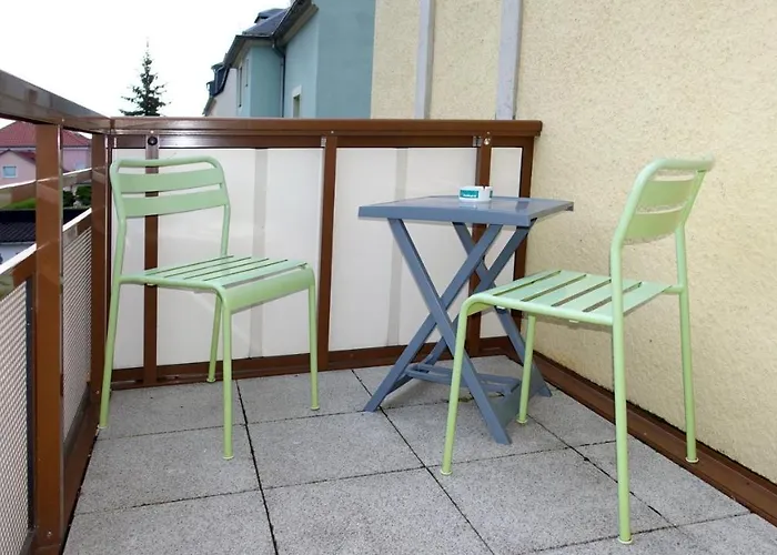 Pirna/Dohna, 2 R.-Wohnung in Mehrfamilienhaus